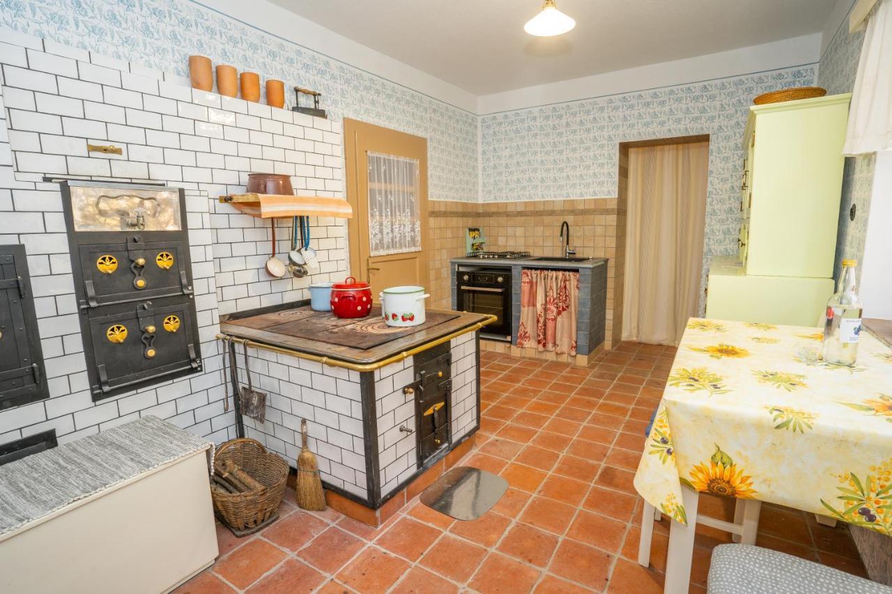 Casa vacanze Notranjska Hisa - Traditional Country House, Close To The World Attraction Cerknica *
